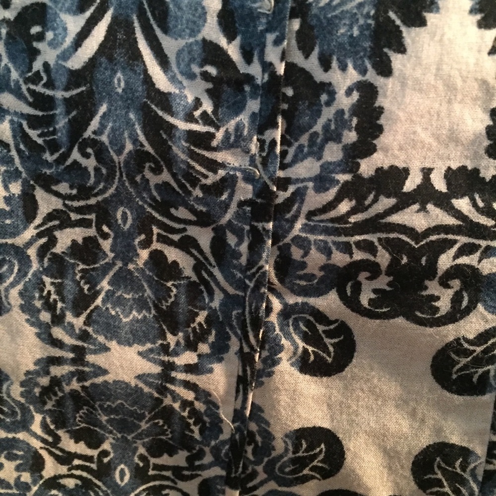 Ann Taylor skirt size 4 - Picture 2 of 6